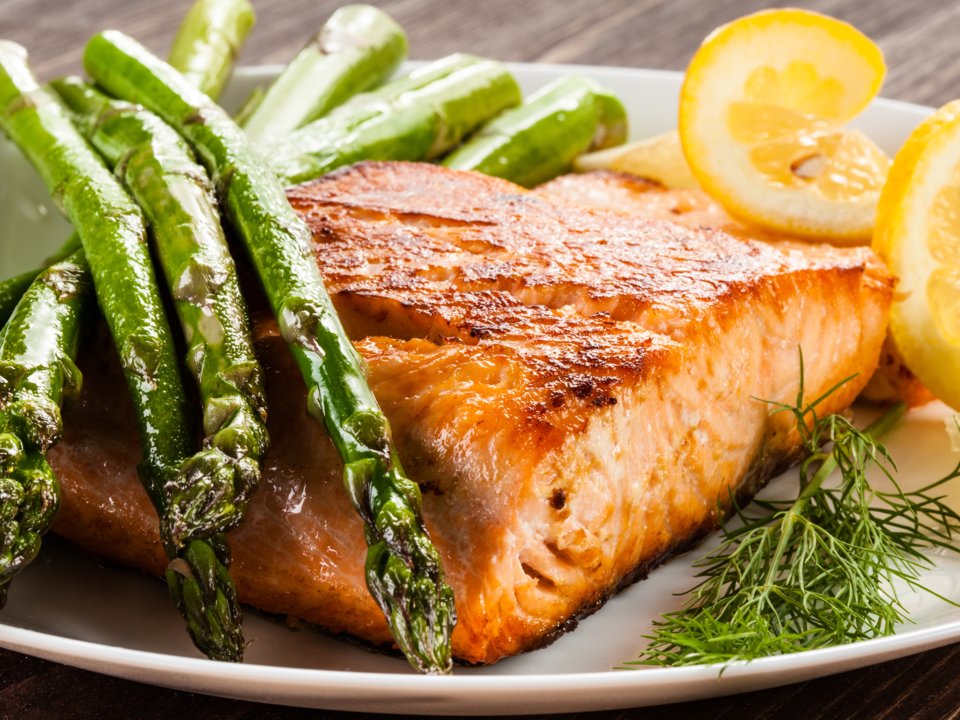 Megan Fox asparagus salmon keto diet