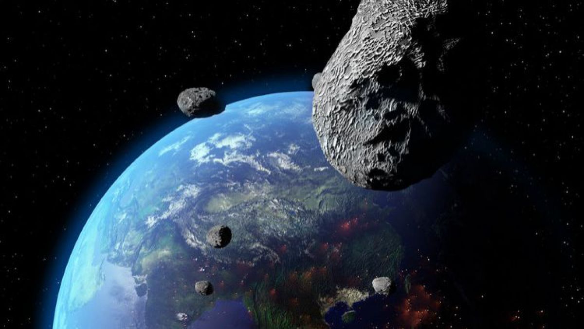 Giant Asteroid Is Heading To Earth Today